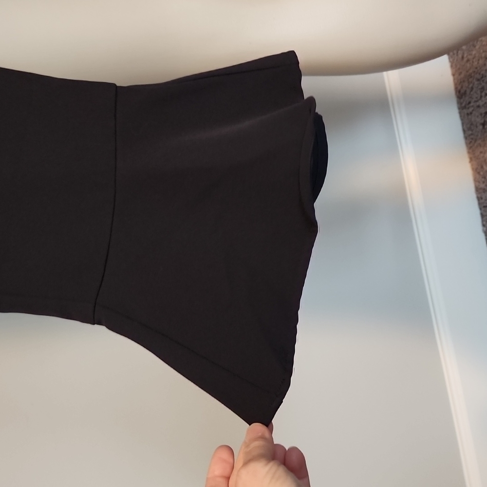 Rebecca Minkoff black cropped pants with ruffle hem-26 - Picture 2 of 8